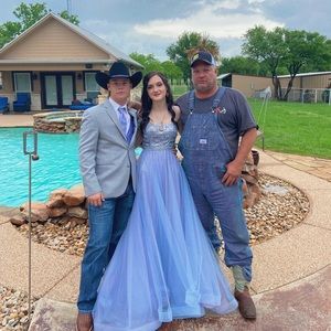 I am selling my prom dress from my junior year